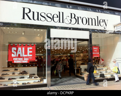 RUSSELL & BROMLEY shoe store on Oxford Street, London. Photo Tony Gale Stock Photo