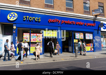 99p stores discount shop in Rye Lane, Peckham, South London Stock Photo