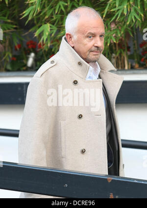 David Essex at the ITV studios London, England - 15.11.11 Stock Photo