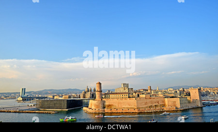 Mucem museum and fort Saint Jean Marseille Bouches-du-Rhone Provence Cote d(Azur France Stock Photo