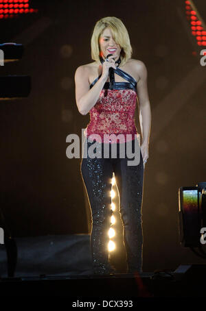 Shakira '40 Principales Awards 2011' at the Palacio de los Deportes