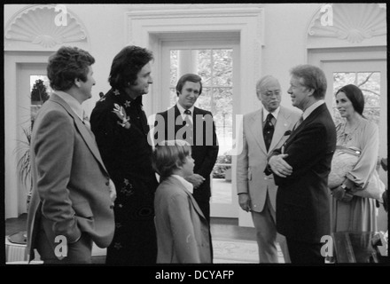 Jimmy Carter with Johnny Cash and family - - 175149 Stock Photo