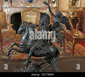 Black cast statue, at Waddesdon Manor NT, Bucks, England UK, HP18 0JH Stock Photo