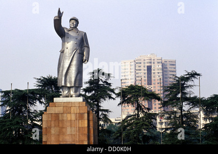 Statue depicting Chairman Mao Zedong inside Changsha museum, an area where Chairman Mao used to live in the city of Changsha in Hunan province China Stock Photo