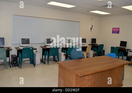 Computers for inmate use in a maximum security prison library. Lincoln, Nebraska. Stock Photo