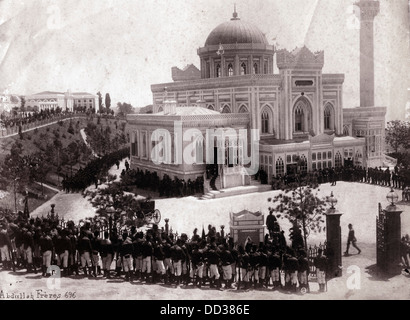 The Selamlik (Sultan's procession to the mosque) at the Yıldız Hamidiye Mosque, Istanbul, Turkey, ca 1880, by Abdullah Freres