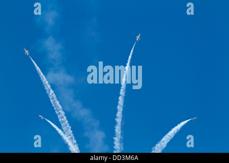 The U.S. air force 'Thunderbirds' aerobatic team Stock Photo