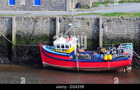 Aberystwyth, Wales, UK. 25th Aug, 2013. The fishing boat 'Fear Not' takes a break alongside St David's Quay, Aberystwyth on Bank Holiday Sunday - 25 August 2013. Photo credit: John Gilbey/Alamy Live News. Stock Photo