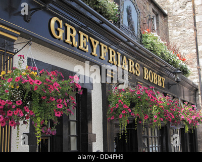 Greyfriars Bobby Bar or Pub, Candlemaker Row, Edinburgh, Scotland, UK Stock Photo