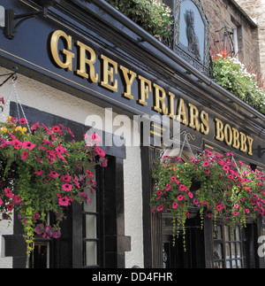 Greyfriars Bobby Bar or Pub, Candlemaker Row, Edinburgh, Scotland, UK Stock Photo