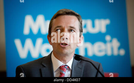 Bernd Lucke, top candidate of the German party 'Alternative fuer Deutschland' ('Alternative for Germany', AfD), speaks at a press conference in Berlin, Germany, 26 August 2013. Germany will hold general election on 22 September. Photo: KAY NIETFELD Stock Photo