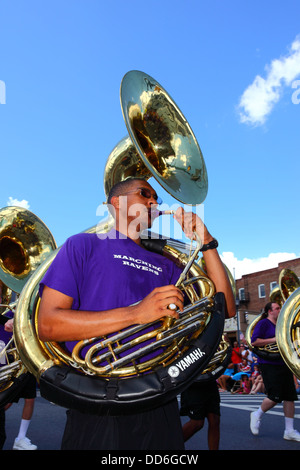 33 Ravens Marching Band Stock Photos, High-Res Pictures, and Images - Getty  Images