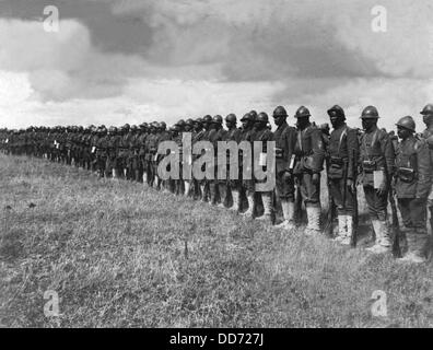 African American troops in France during World War I. Part of the 15th Regiment Infantry New York National Guard, which has Stock Photo