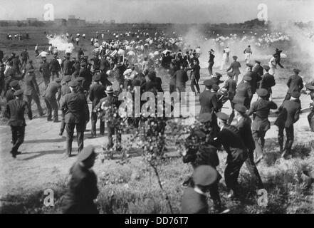 Memorial Day Massacre, 1937 Stock Photo - Alamy