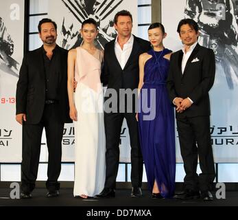 Tokyo, Japan. 28th Aug, 2013. (L to R) Director James Mangold, casts Rila Fukushima, Hugh Jackman, Tao Okamoto and Hiroyuki Sanada attend the Japan premiere promoting ''The Wolverine'' at Roppongi Hills on August 28, 2013 in Tokyo, Japan. Credit:  Junko Kimura/Jana Press/ZUMAPRESS.com/Alamy Live News Stock Photo