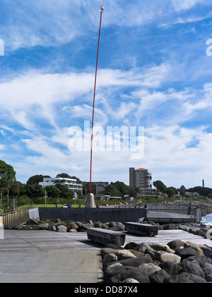 dh New Plymouth TARANAKI NEW ZEALAND Wind wand 48 metre kinetic sculpture seafront promenade Stock Photo