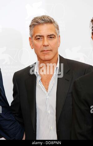 Venice, Italy. 28th Aug, 2013. GEORGE CLOONEY.photo call for Gravity.70th Venice Film Festival.Venice, Italy.August 28, 2013. Credit:  Roger Harvey/Globe Photos/ZUMAPRESS.com/Alamy Live News Stock Photo