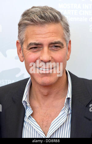 Venice, Italy. 28th Aug, 2013. George Clooney during the 'Gravity' photocall at the 70th Venice International Film Festival. August 28, 2013 Credit:  dpa picture alliance/Alamy Live News Stock Photo