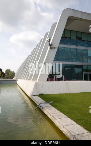 NAPP pharmaceutical group building architect Arthur Erickson at Cambridge Science Park Cambridge England Stock Photo