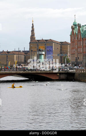 Copenhagen, Denmark. 31st Aug, 2013.2,400 swim round the Parliament building, the Christiansborg Palace or Castle in central Copenhagen in the 2,000 m largest annual open water competition in Denmark the Copenhagen Swim, is organised by the Danish Swimming Federation and the newspaper Politiken. Credit:  Niels Quist/Alamy Live News Stock Photo