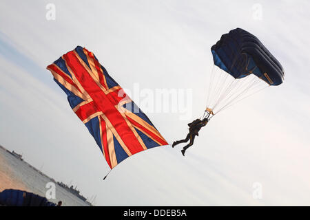 Bournemouth, UK Sunday 1 September 2013. The Tigers Freefall Parachute Display Team perform on the final day of the Bournemouth Air Festival 2013. Credit:  Carolyn Jenkins/Alamy Live News Stock Photo