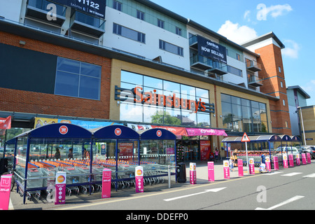 Sainsbury's supermarket, Queensmead shopping centre, Farnborough, Hampshire, England, United Kingdom Stock Photo