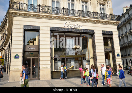 Cartier store on the Avenue des Champs Elysées in the evening, 8th