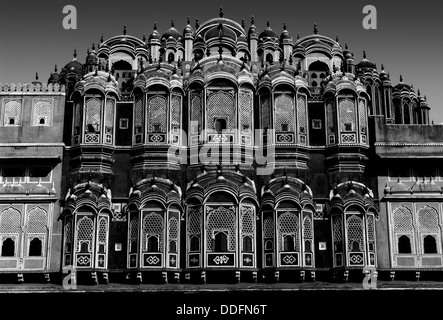 Hawa Mahal's balcony, black and white Stock Photo - Alamy