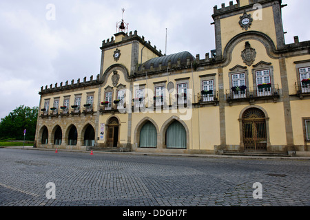 Ingreja Matriz Church,The Camera Municipal Town hall overlooking Rio Cavado and 14th Century Bridge,Barcelos,Northern Portugal Stock Photo