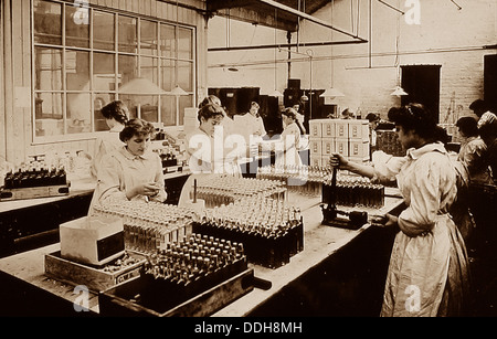Crumpsall CWS Biscuit Factory in 1908 Stock Photo
