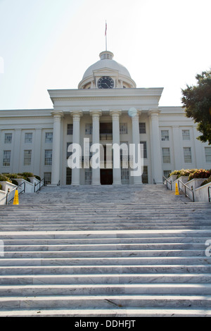 The Alabama state capitol building Montgomery, AL, USA Stock Photo