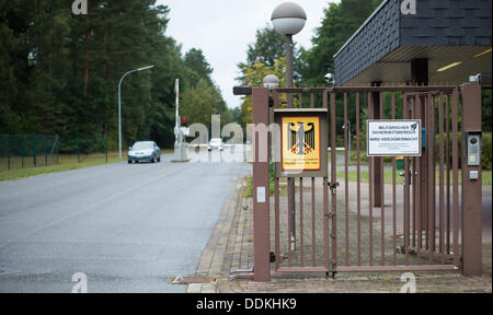 the Federal Armed Forces, Munster, Germany. 04th Sep, 2013. The driveway to the institute of military science, in german WIS, for defense technology - CBRN defense of the Federal Armed Forces, Munster, Germany, 04 September 2013. According to own indications the WIS is the only larger institute in Germany which handels the defense of biological, chemical and nuclear weapons of mass destruction. Photo: PHILIPP SCHULZE/dpa/Alamy Live News Stock Photo