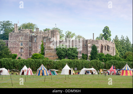 The 'Berkeley Skirmish' medieval reenactments at Berkeley Castle near Gloucester where the 500th anniversary of the battle of Fl Stock Photo