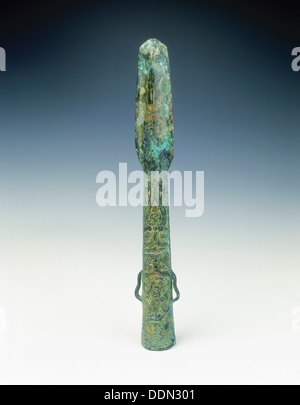 Bronze spearhead, Western Zhou-early Eastern Zhou dynasty, China, 8th
