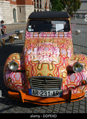 Orangina II: customised Citroen 2CV by textile design student Liz Nehdi, London Stock Photo