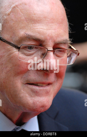 Arthur Edwards (Sun royal photographer) at the World Premier of the film 'Diana' (Odeon, Leicester Square, 5th Sept 2013) Stock Photo