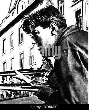 Austrian civil war, 12. - 15.2.1934, members of the Republikanischer Schutzbund (Republican Protection League), Ottakring, Vienna, 12.2.1934, people, men, man, February fights, February uprising, insurrection, insurrections, revolution, revolutions, social democrat, social democrats, SDAP, First Republic, Austria, politics, policy, 1930s, 30s, 20th century, members, member, historic, historical, Additional-Rights-Clearences-Not Available Stock Photo