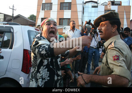 Srinagar, Indian Administered Kashmir 07th September 2013APeople protest against Kashmiri civilian was critically injured after Indian police opened fire on a car he was driving in Srinagar, the summer capital of Indian-administered Kashmir. (Sofi Suhail/ Alamy Live News) Stock Photo