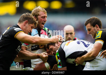 London, UK. 07th Sep, 2013. Harlequins' Chris Robshaw (second from left) shouts encouragement during a maul. Action from London Wasps vs Harlequins in the Aviva Premiership London Double Header match played at Twickenham Stadium, London. Credit:  Graham Wilson/Alamy Live News Stock Photo