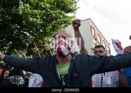 London, UK. 07th Sep, 2013. Protester on Queen Elizabeth street as the EDL demonstration forms up. Several hundred EDL protesters marched across Tower Bridge to Aldgate Station. Credit:  tinite photography/Alamy Live News Stock Photo