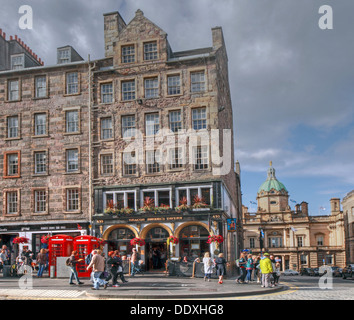 Deacon Brodies Tavern, Royal Mile, EDN, Edinburgh City, Scotland, UK - from High St Stock Photo