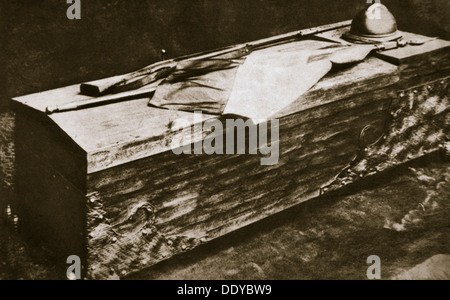 Bronze casket containing the Italian Unknown Soldier, c1921. Artist: Unknown Stock Photo