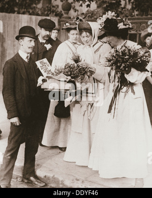 Christabel Pankhurst and Emmeline Pethick-Lawrence, British suffragettes, 18 September, 1908. Artist: Unknown