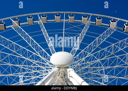 The Wheel of Brisbane spins on a perfect summer's day in Brisbane, Queensland, Australia Stock Photo