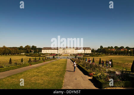 Garden view of Germany's largest Baroque palace, Ludwigsburg Palace, built from 1704-33, Ludwigsburg, Baden-Wuerttemberg Stock Photo