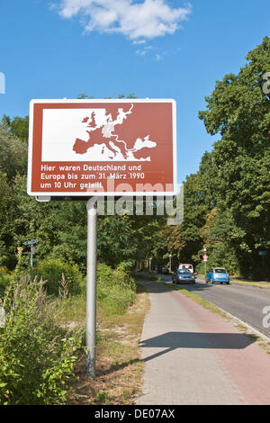 Information board, sign, here Germany and Europe were divided until 31th March 1990 at 10 o'clock, Berlin Wall, border, boundary Stock Photo
