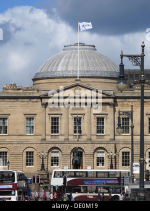 The General Register House (housing the National Archives of Scotland & ScotlandsPeople Centre) Princes St Edinburgh Scotland UK Stock Photo