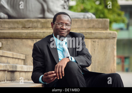 Halle, Germany, Karamba Diaby, Bundestag candidate of the SPD for Halle an der Saale Stock Photo