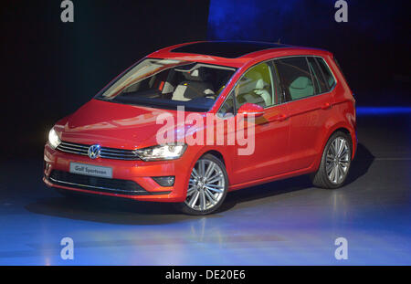 auto vw golf sportsvan scoch