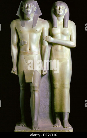 statue-of-the-pharaoh-menkaure